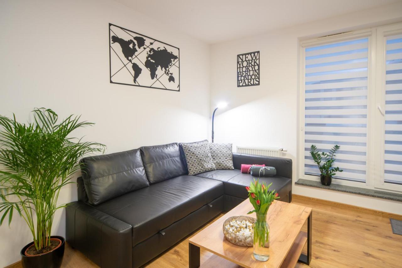 Maya'S Flats & Resorts 49 - Spacious 3 Rooms Apartment In Szafarnia Gdansk Exterior foto