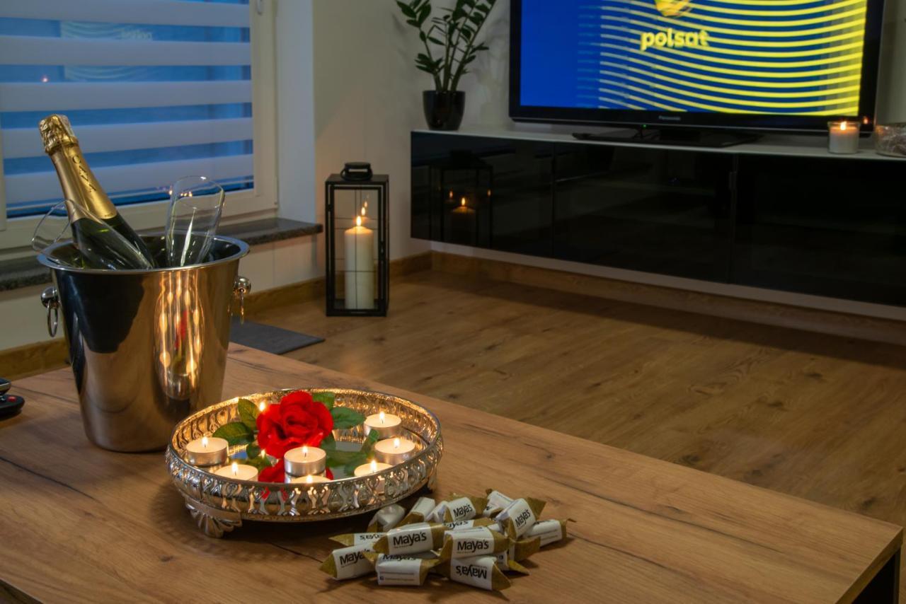 Maya'S Flats & Resorts 49 - Spacious 3 Rooms Apartment In Szafarnia Gdansk Exterior foto