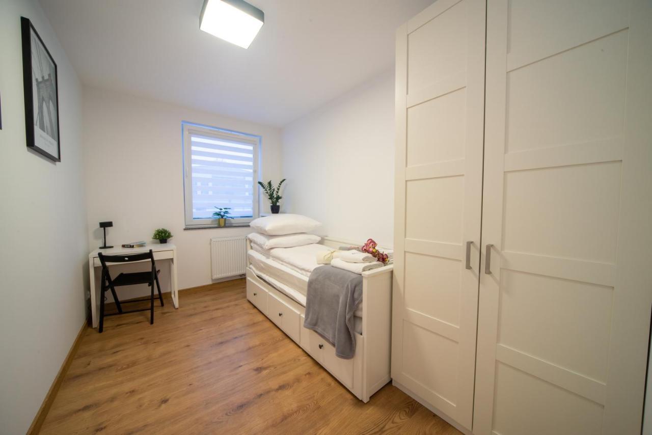 Maya'S Flats & Resorts 49 - Spacious 3 Rooms Apartment In Szafarnia Gdansk Exterior foto
